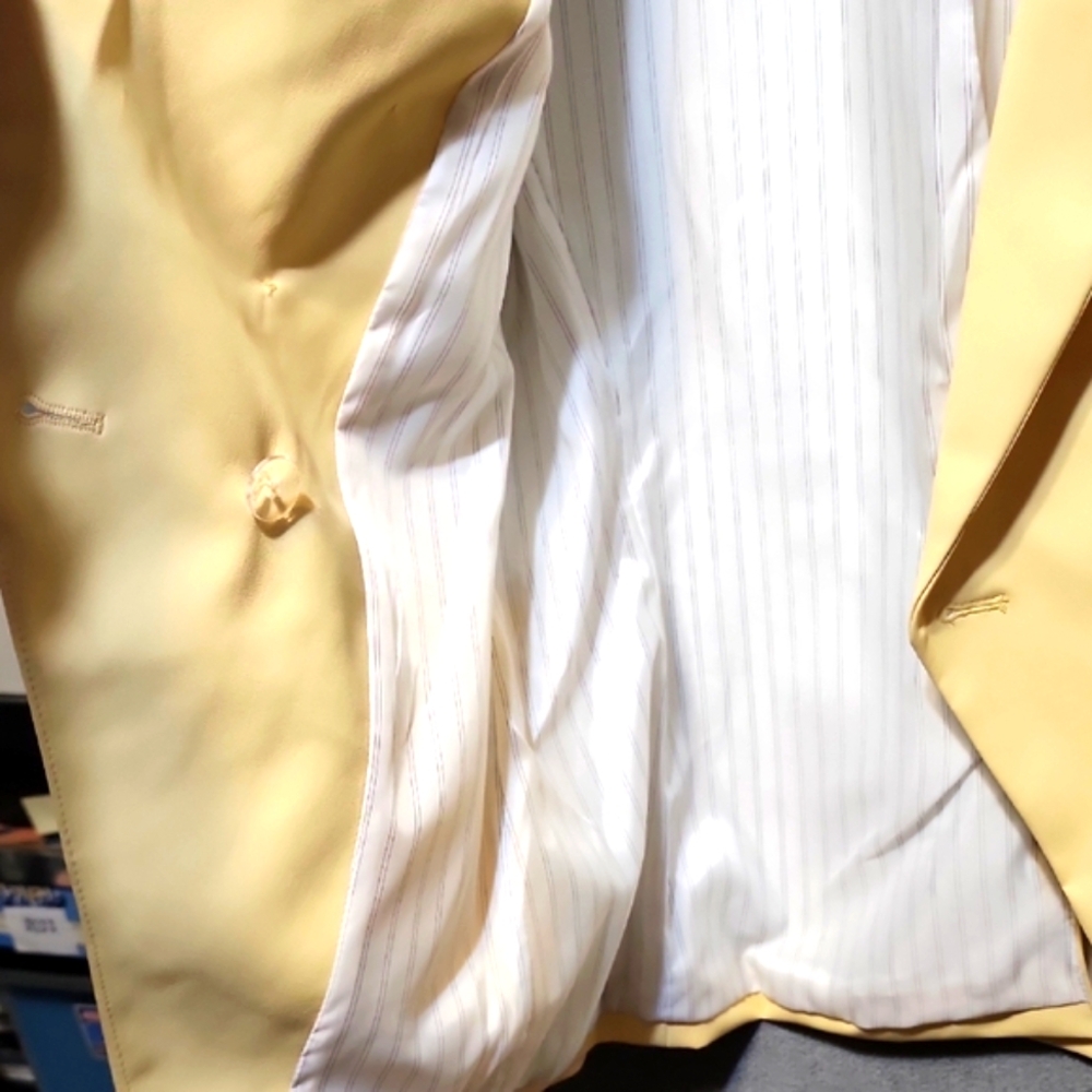 DKNY Light Yellow Double-Breasted Blazer Size 8 New With Tags - Picture 12 of 14